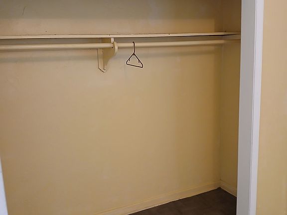 5th image of 550 NW 88th St #1