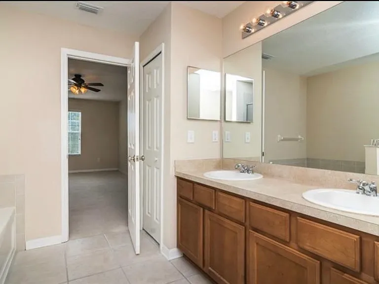 9306 Stone River Pl — Photo 12