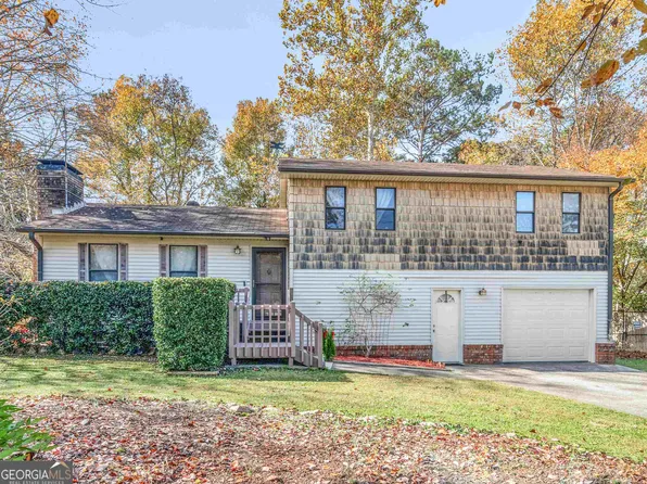 1813 N County Line Rd, Lithia Springs, GA 30122