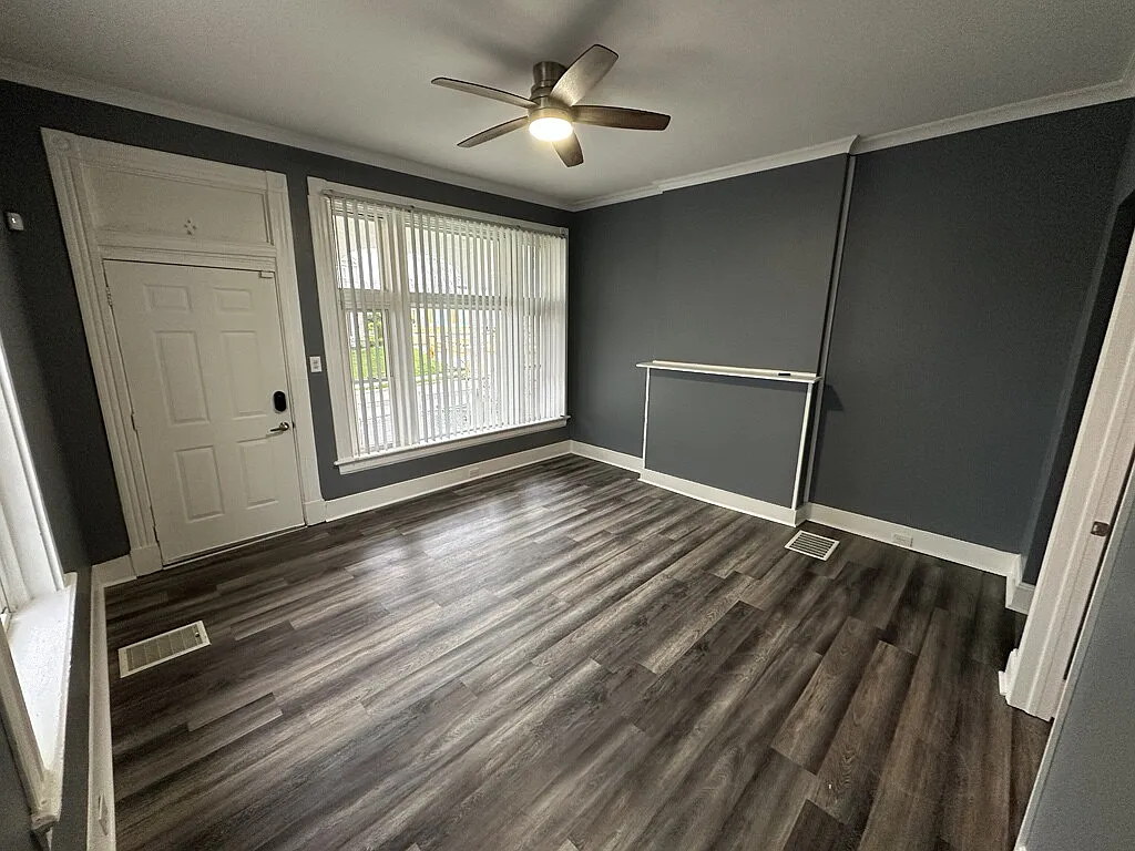 3318 Graydon Ave Apt 2 — Photo 3