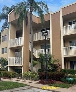 1st image of 7418 N Devon Drive #202