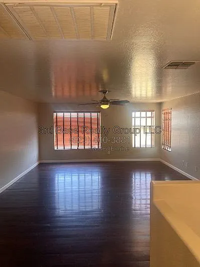 22593 W Solano Dr — Photo 7