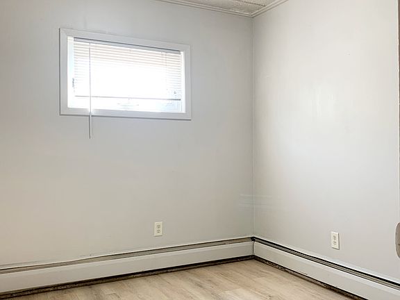 4th image of 107 E Liberty St APT 1