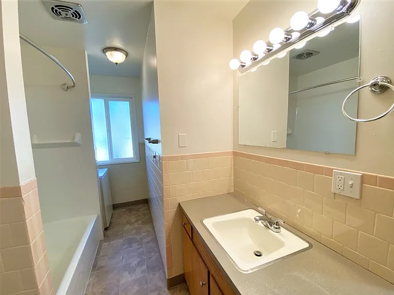 Fairmont Villa — Photo 32