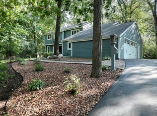 W309N5467 Windsong Ct, Hartland, WI 53029