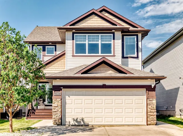 2812 12th St NW, Edmonton, AB T6T 0V8