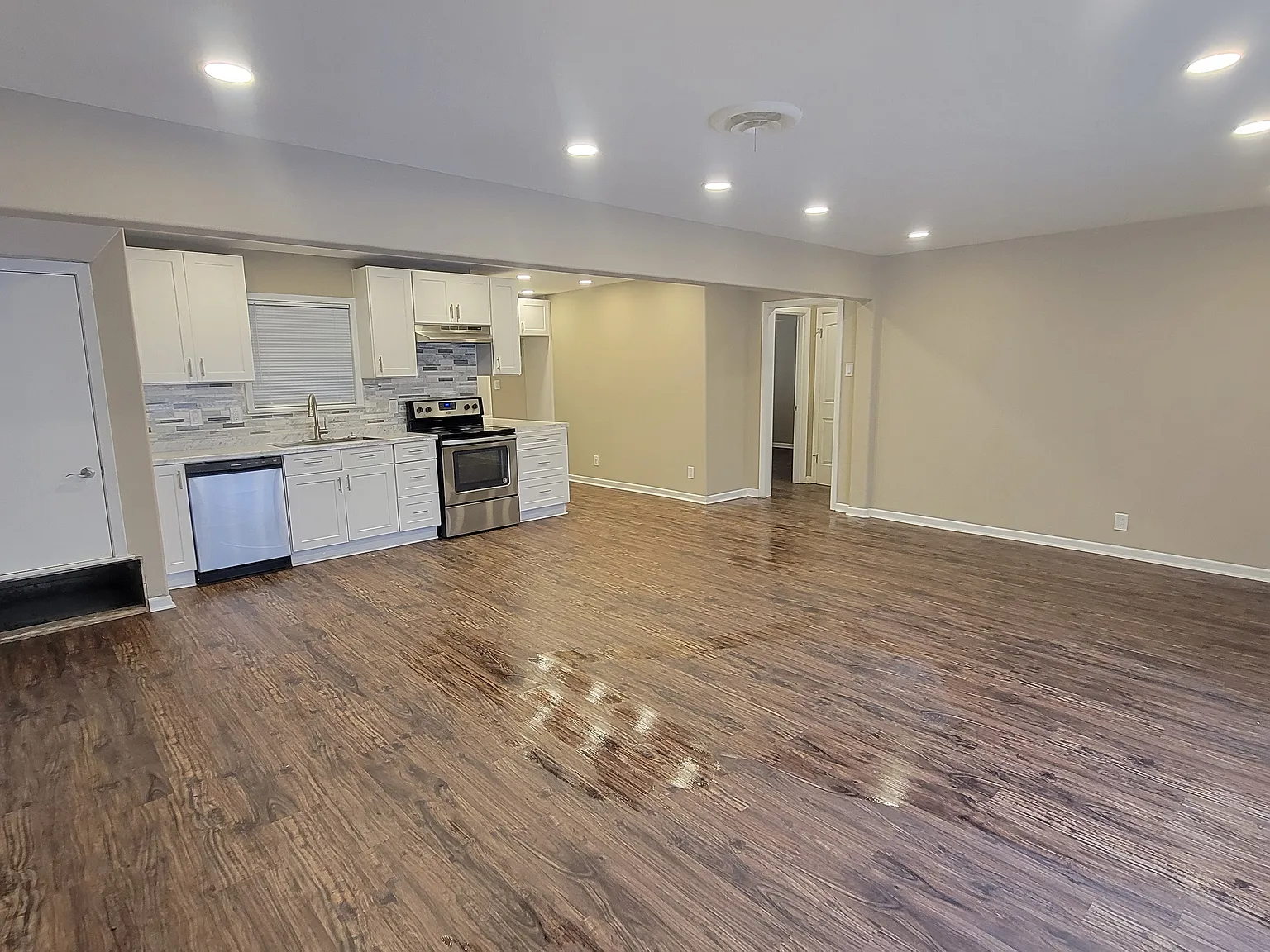 3 bed, 1340 sqft, $1,595 — Photo 3