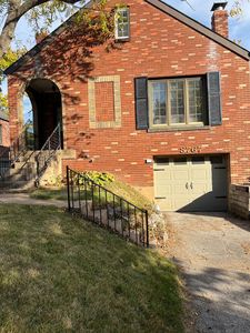 8767 Bridgeport Ave, Saint Louis, MO, 63144