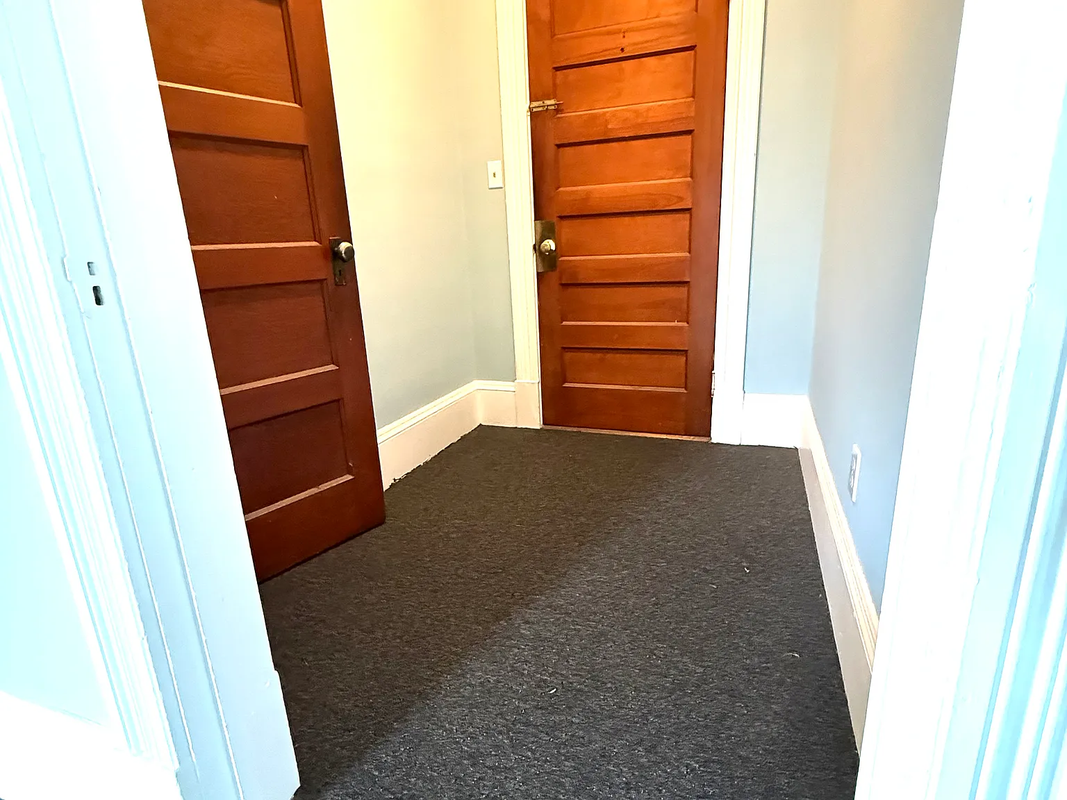 1 bed, 750 sqft, $1,350 — Photo 3