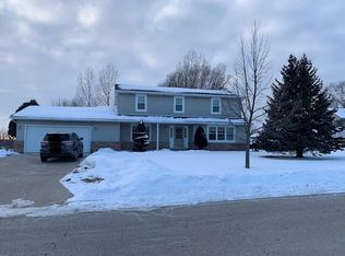 6803 S 46th St, Franklin, WI 53132