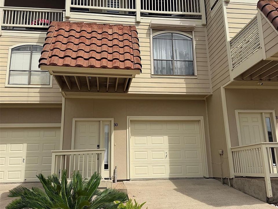 1st image of 30 Dana Dr