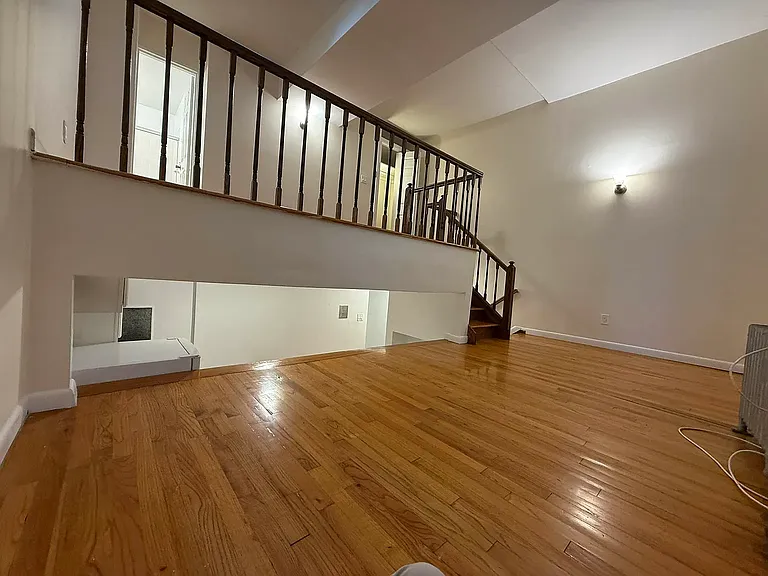 151 W 78th St #4C — Photo 2