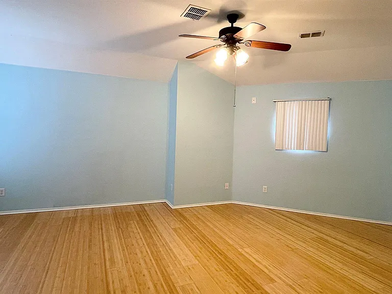 2712 Oakland Hills Dr — Photo 16