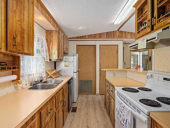 5th image of 99 Arbour Lake Rd NW #71