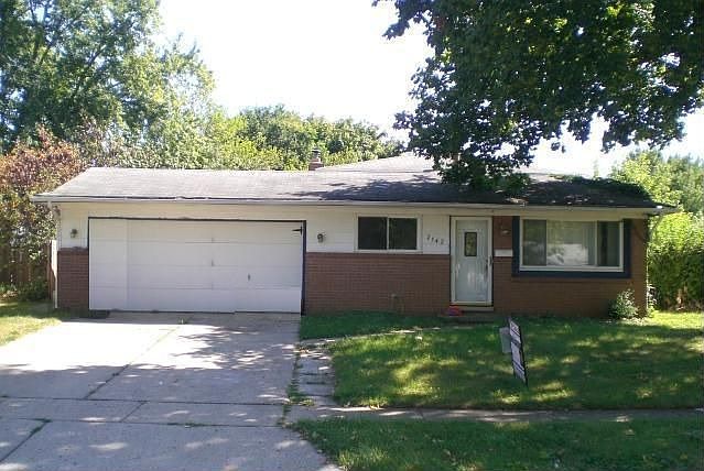 2nd image of 2542 Lipton Rd