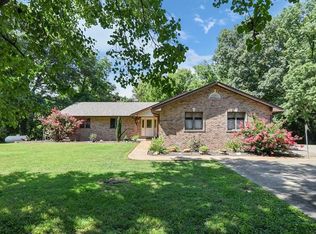 8627 Goshen Rd, Edwardsville, IL 62025