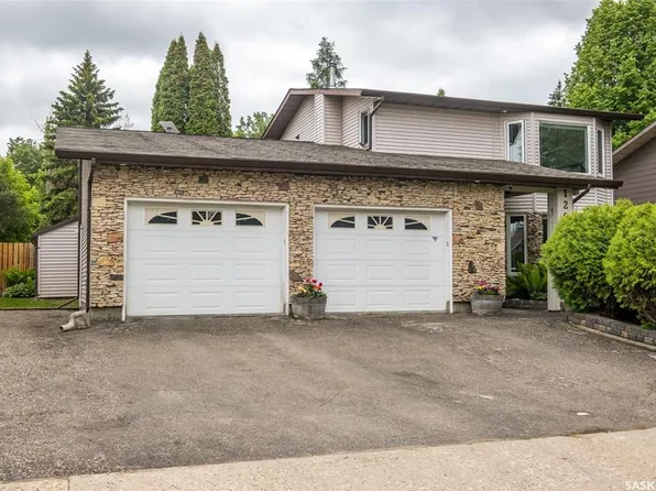 1293 Amos PLACE, Prince Albert, SK S6V 7A5