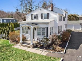 12 Sunset Avenue, Trumbull, CT 06611