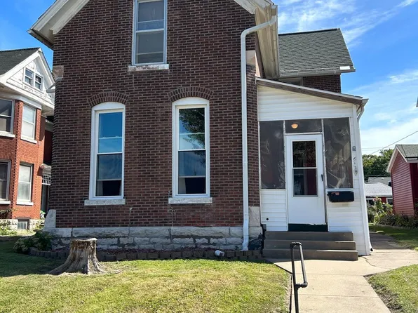 612 N 12th St, Quincy, IL 62301