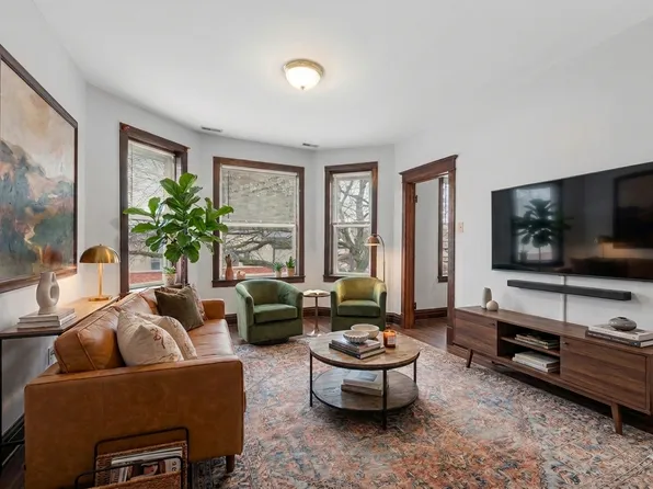 879 N Richmond St Unit 2, Chicago, IL 60622