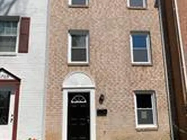 16707 Chowning Ct, Woodbridge, VA 22191