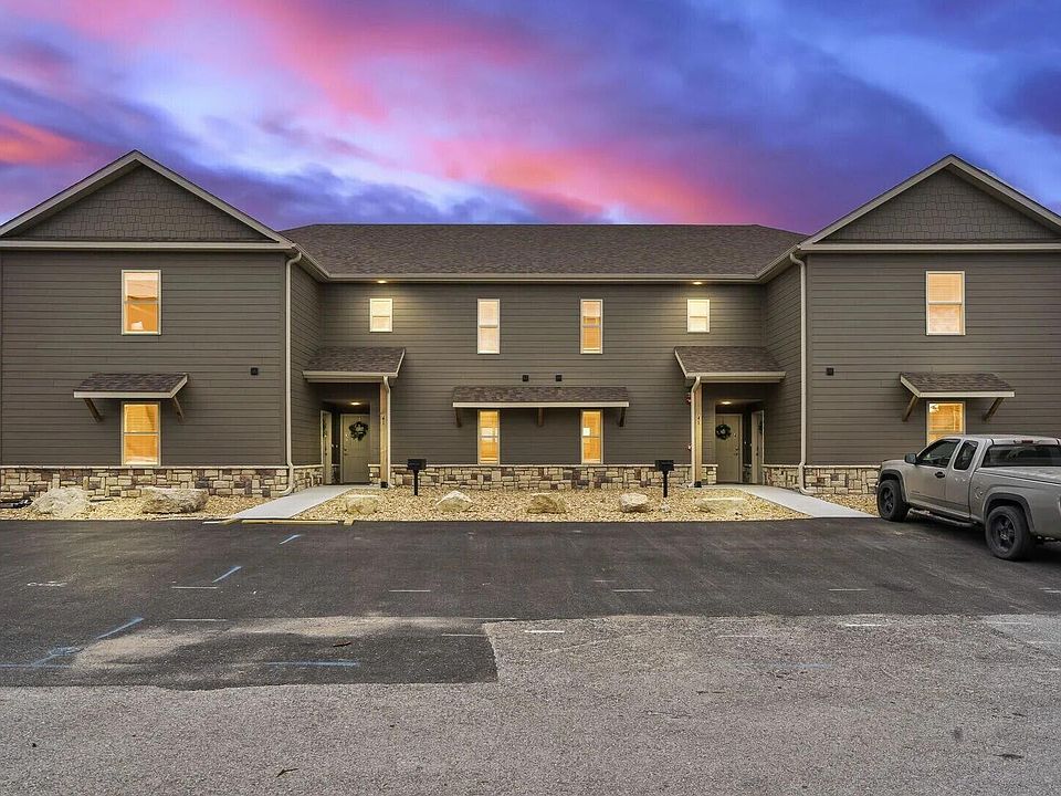 1st image of 41 Bunker Drive #4