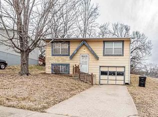 2306 SE Madison St, Topeka, KS 66605