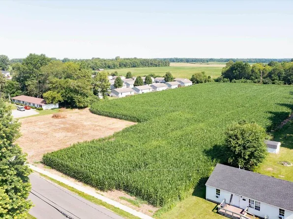 570 W Light St, Urbana, OH 43078