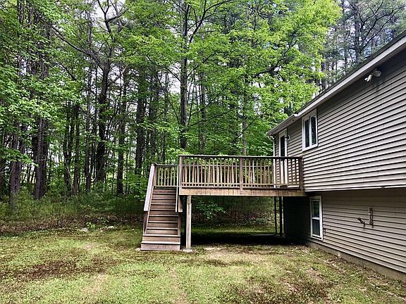 2nd image of 32 Baldwin Dr