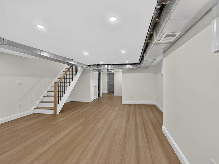 18 Walnut St #A — Photo 18