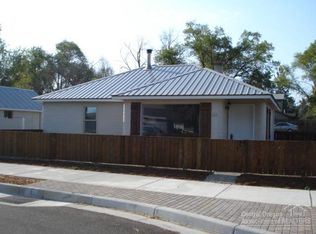 283 SW H St, Madras, OR 97741