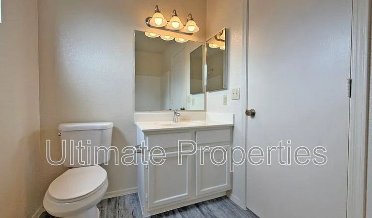 4645 N 99th Dr — Photo 9