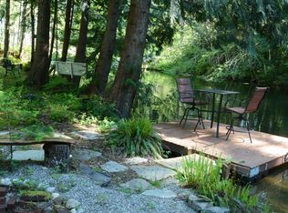 20 E Westlake Pl, Allyn, WA 98524