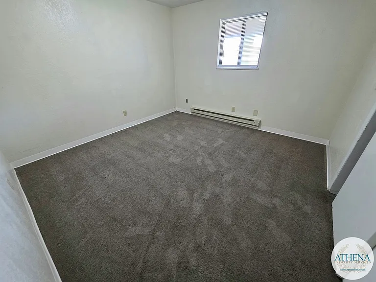 5 Village Dr — Photo 8