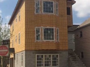 300 N 2nd St, Harrison, NJ 07029