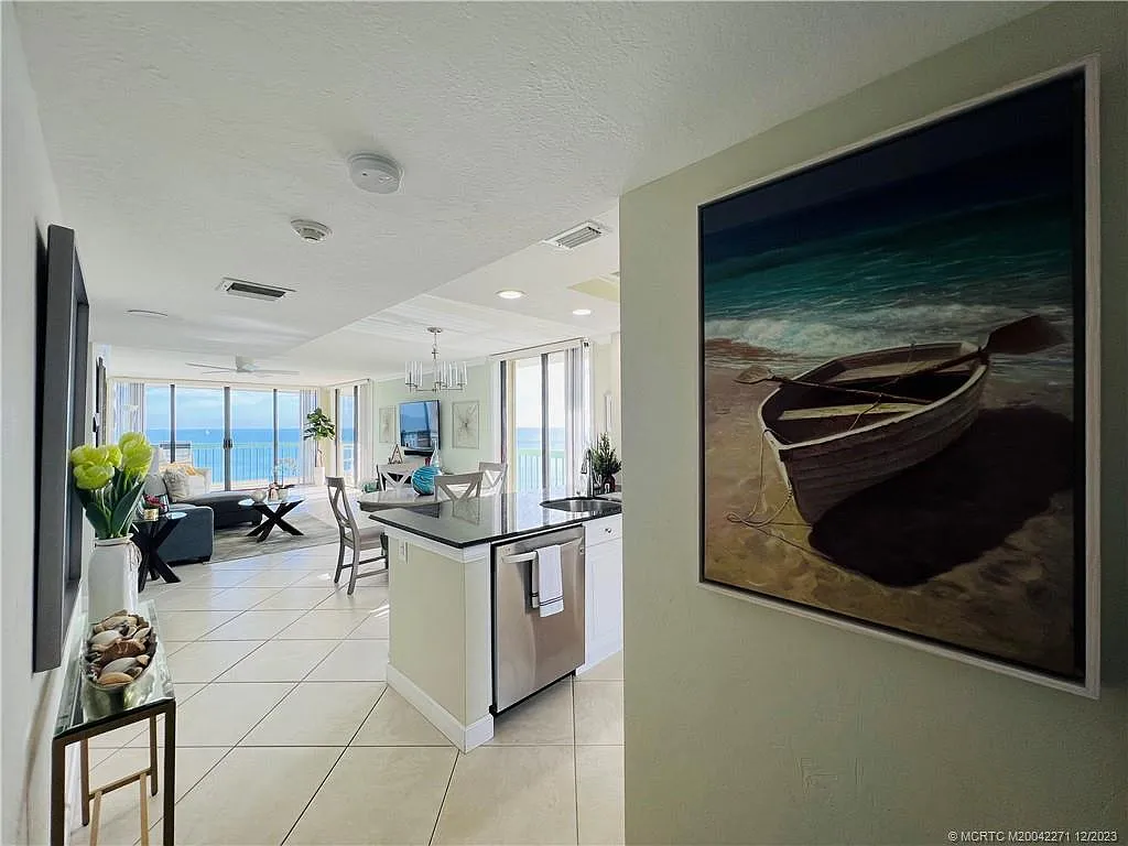 2 bed, 2.0 bath, 1119 sqft, $3,500 — Photo 4