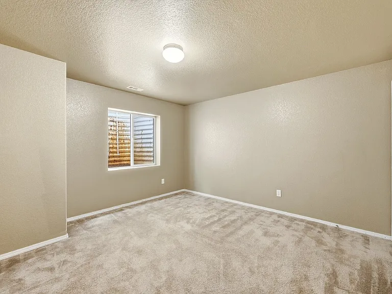 7266 Eagle Canyon Dr — Photo 24
