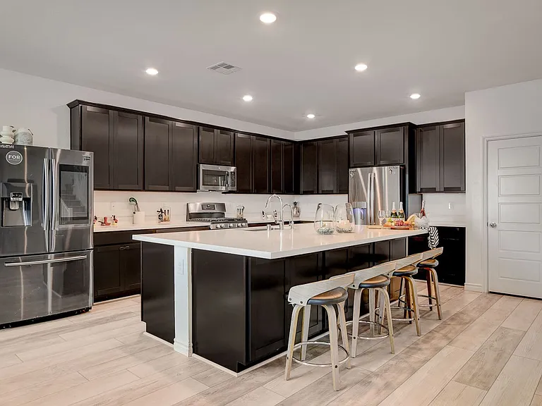 7069 Range Valley St — Photo 21