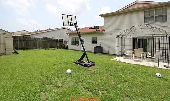 4th image of 2701 S Birchfield Dr