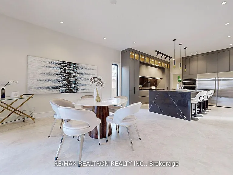 84 Murray Dr — Photo 11
