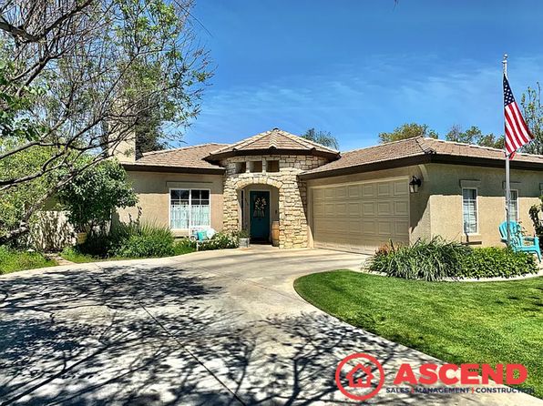 9710 Paper Moon Way