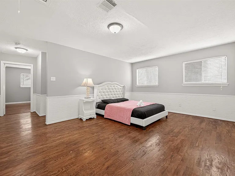3815 Fernglade Dr — Photo 36