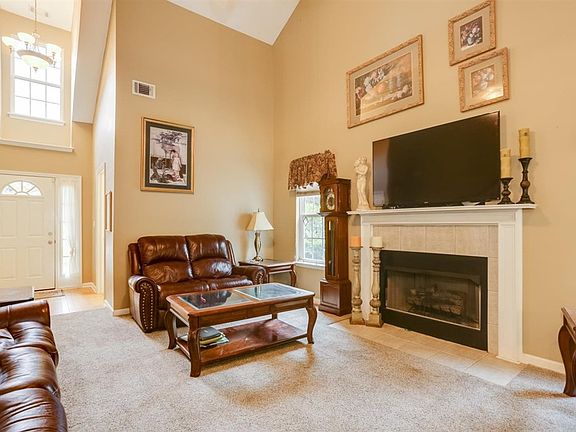 4th image of 116 Lake Hartwell Dr