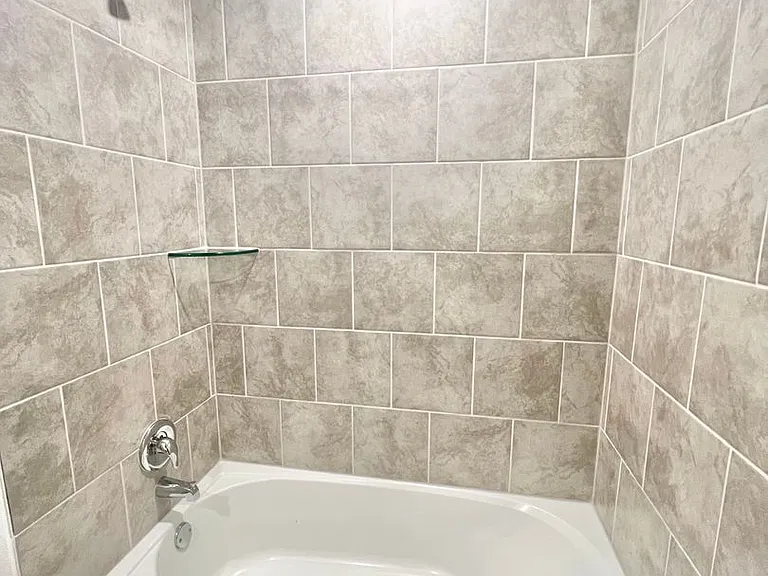 7303 Gilbert Dr — Photo 20