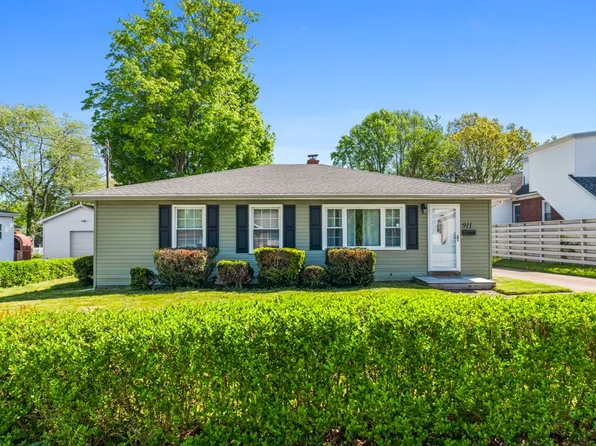 911 Powell Ave, Erie, PA 16505