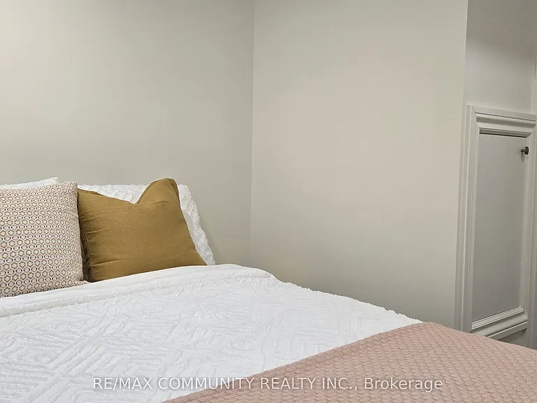 77 Windrush Trl #BASEMENT — Photo 19
