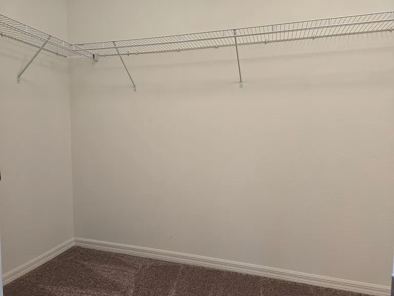 3064 Sanctuary Dr — Photo 20