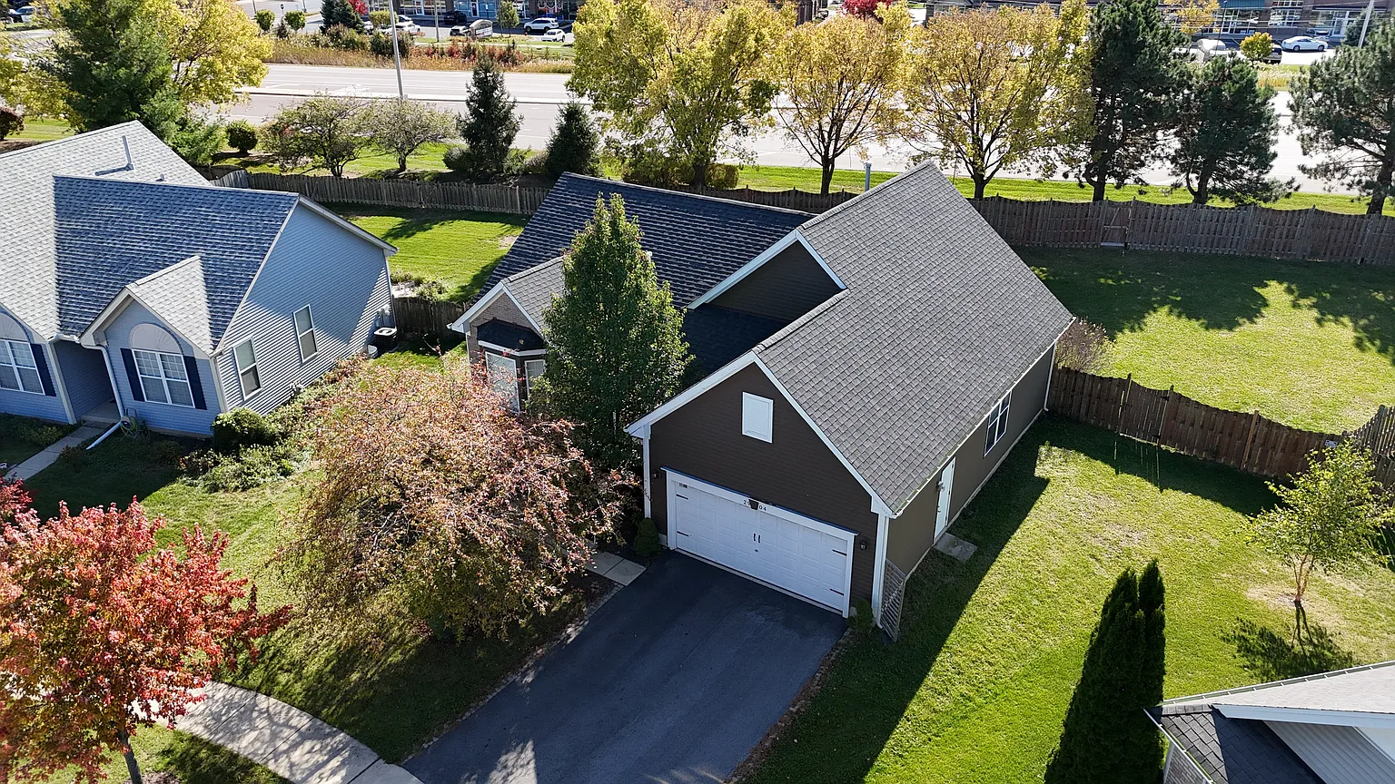 2904 Arbor Ln photo 1