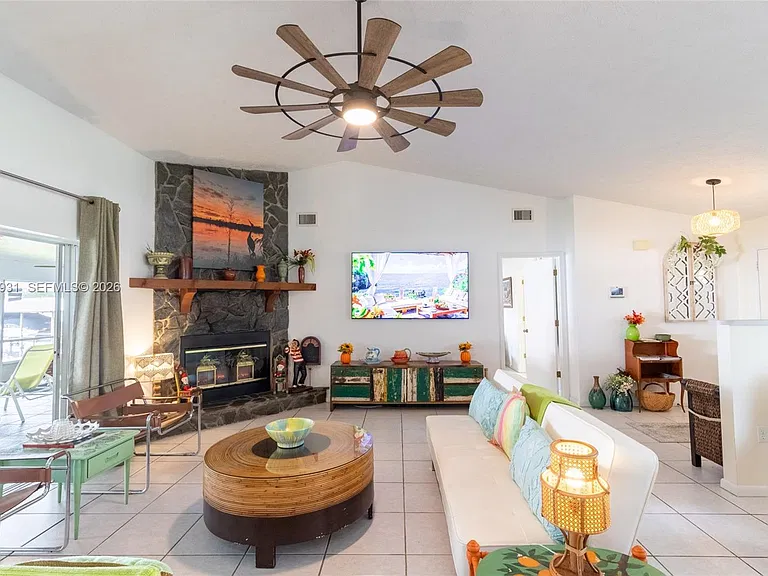 3118 Tanglewylde Ave — Photo 35
