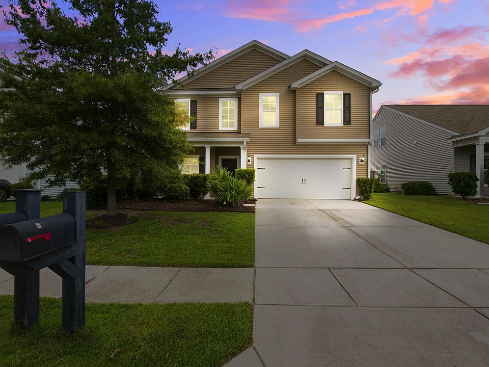 1st image of 613 Zinnia Dr